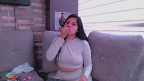 Snapshot of lara_as chatting on 6, 6, 2026 lara_as online show from 6, 6, 2026