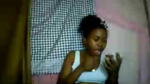 Snapshot of lara_belle chatting on 9, 7, 2026 lara_belle online show from 9, 7, 2026