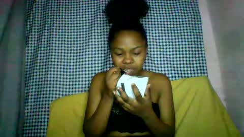 Snapshot of lara_belle chatting on 19, 7, 2026 lara_belle online show from 19, 7, 2026