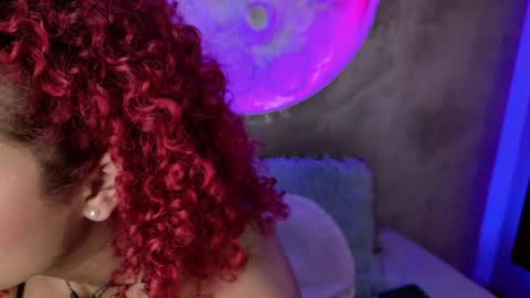 Snapshot of lara_curly chatting on 3, 7, 2026 lara_curly online show from 3, 7, 2026