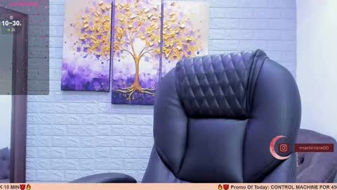 Snapshot of lara_martin chatting on 4, 3, 2025 700 200 online show from 4, 3, 2025