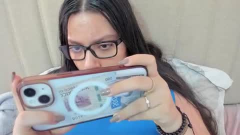 lara online show from 20, 2, 2025