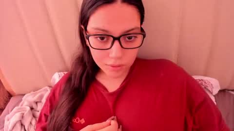 lara online show from 21, 10, 2025