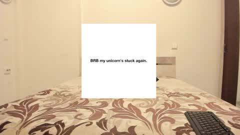 Snapshot of laracara chatting on 8, 4, 2026 Lara online show from 8, 4, 2026