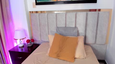 Snapshot of laragoldd chatting on 14, 12, 2024 Lara Gold online show from 14, 12, 2024