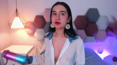 Snapshot of laragoldd chatting on 6, 3, 2025 Lara Gold online show from 6, 3, 2025