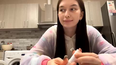 Snapshot of larainerothmiller chatting on 11, 3, 2026 lara online show from 11, 3, 2026