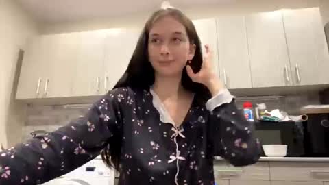 Snapshot of larainerothmiller chatting on 29, 3, 2026 lara online show from 29, 3, 2026