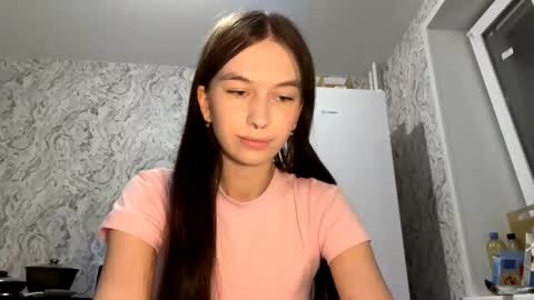 Snapshot of larainerothmiller chatting on 17, 4, 2026 lara online show from 17, 4, 2026