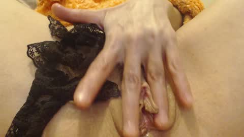 Snapshot of laralhotr chatting on 31, 12, 2024 laralhotr online show from 31, 12, 2024