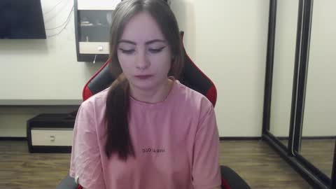 Snapshot of laralianna chatting on 25, 12, 2024 Laralianna online show from 25, 12, 2024