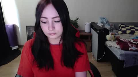 Snapshot of laralianna chatting on 10, 4, 2026 Laralianna online show from 10, 4, 2026