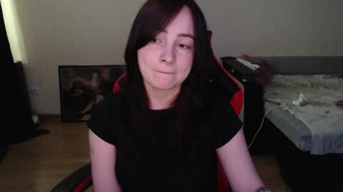 Snapshot of laralianna chatting on 23, 4, 2026 Laralianna online show from 23, 4, 2026