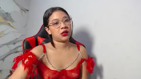 laralmanza online show from 4, 3, 2026