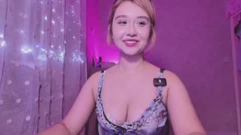Snapshot of laramiaa chatting on 1, 8, 2026 Lara online show from 1, 8, 2026