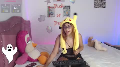 Snapshot of laramucci chatting on 31, 10, 2025 laramucci online show from 31, 10, 2025