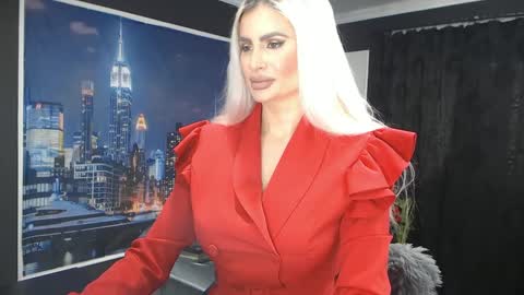 Snapshot of laras_moans chatting on 22, 12, 2024 laras_moans online show from 22, 12, 2024