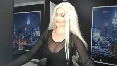 Snapshot of laras_moans chatting on 26, 2, 2025 laras_moans online show from 26, 2, 2025