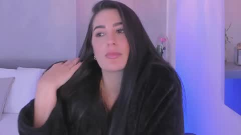 Snapshot of laravillalobos chatting on 11, 6, 2026 Laura online show from 11, 6, 2026
