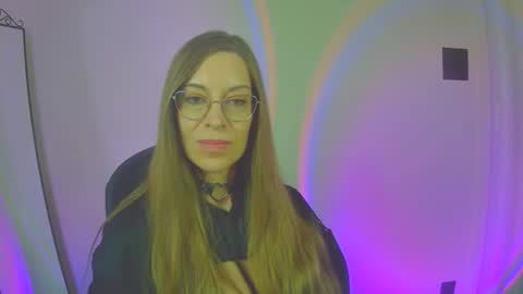 larawintersxxx online show from 28, 10, 2025