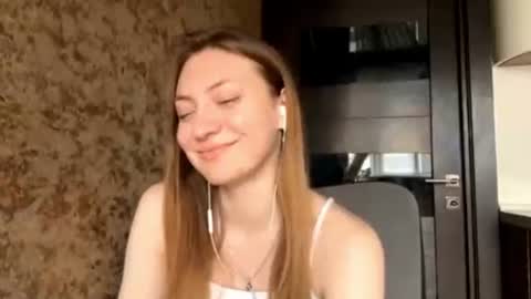 Snapshot of lareebuggie chatting on 24, 6, 2026 Eva online show from 24, 6, 2026