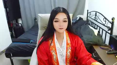 Snapshot of lareinasdog chatting on 8, 7, 2026 ToT online show from 8, 7, 2026
