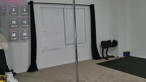 Snapshot of largebootylexi chatting on 13, 12, 2024 Lexi online show from 13, 12, 2024