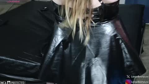 Snapshot of largebootylexi chatting on 27, 1, 2025 Lexi online show from 27, 1, 2025