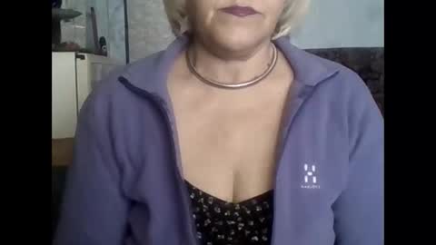 Snapshot of larisaq4ugo24 chatting on 16, 1, 2026 larisaq4ugo24 online show from 16, 1, 2026