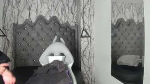 Snapshot of larissa01_ chatting on 3, 1, 2025 Lari online show from 3, 1, 2025