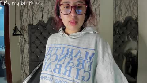 Snapshot of larissa01_ chatting on 30, 1, 2025 Lari online show from 30, 1, 2025