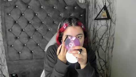 Snapshot of larissa01_ chatting on 16, 2, 2025 Lari online show from 16, 2, 2025