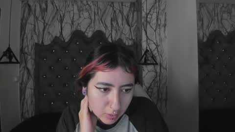 Snapshot of larissa01_ chatting on 6, 3, 2025 Lari online show from 6, 3, 2025