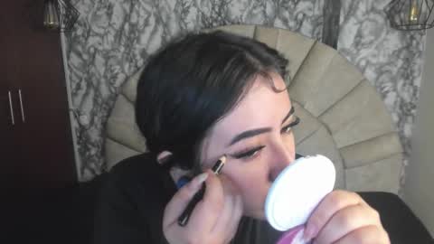 Snapshot of larissa01_ chatting on 16, 9, 2025 Lari online show from 16, 9, 2025
