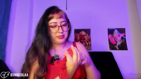 Snapshot of larissa01_ chatting on 7, 5, 2026 Lari online show from 7, 5, 2026