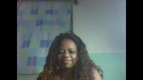 Snapshot of larissa645771 chatting on 14, 10, 2025 larissa645771 online show from 14, 10, 2025