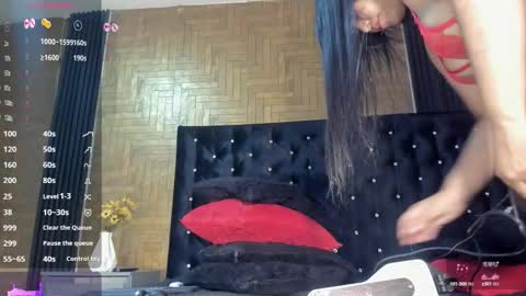 Snapshot of larossx chatting on 11, 10, 2025 online show from 11, 10, 2025