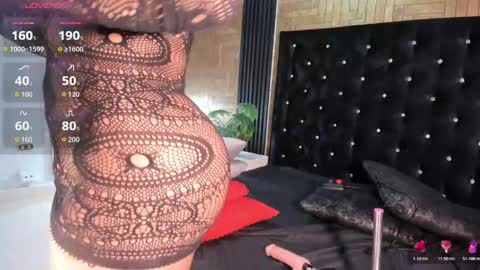       online show from 14, 4, 2026