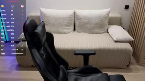 Snapshot of larstar01 chatting on 26, 11, 2025 Lars online show from 26, 11, 2025