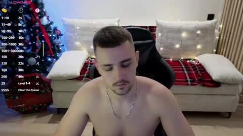 Snapshot of larstar01 chatting on 3, 12, 2025 Lars online show from 3, 12, 2025