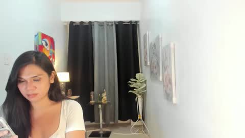 Snapshot of lartvier69xxx chatting on 18, 4, 2026 larth online show from 18, 4, 2026