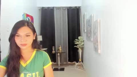 Snapshot of lartvier69xxx chatting on 25, 4, 2026 larth online show from 25, 4, 2026