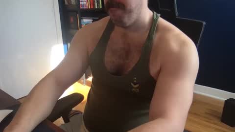 Snapshot of latenightlunch chatting on 17, 3, 2026 Latenightlunch online show from 17, 3, 2026