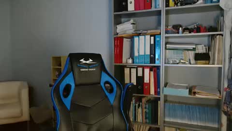 Snapshot of latex_doll_iris chatting on 12, 1, 2026 Latex Doll Iris online show from 12, 1, 2026