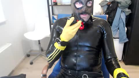 latexslaafboy online show from 6, 2, 2025