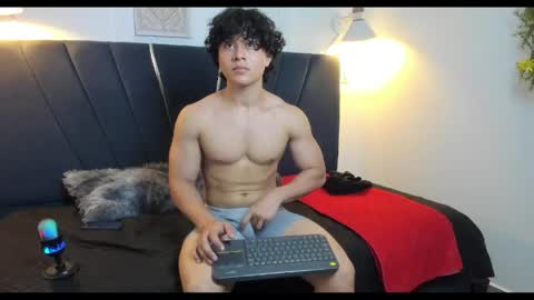 Snapshot of latin_beastx chatting on 12, 5, 2026 latin_beastx online show from 12, 5, 2026
