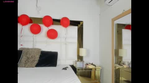 Johana y Santiago online show from 16, 2, 2025