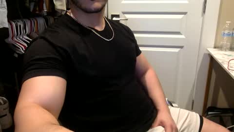 Snapshot of latin_leonel chatting on 3, 12, 2025 latin_leonel online show from 3, 12, 2025