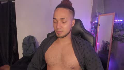 Snapshot of latin_luxury_i chatting on 24, 12, 2024 Free OF online show from 24, 12, 2024