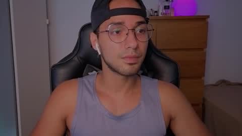 Snapshot of latin_luxury_i chatting on 18, 9, 2025 Free OF online show from 18, 9, 2025